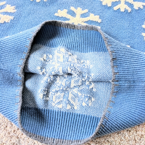 K.S be your style Snowflake warm Sweater - Picture 7 of 7